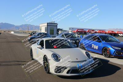 media/Nov-19-2022-Speed Ventures (Sat) [[eb5c8f9508]]/Around the Pits/Pre Grid Black/